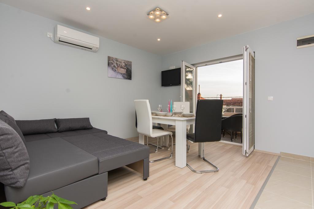 Apartments Mate ตูรันญ์ ภายนอก รูปภาพ